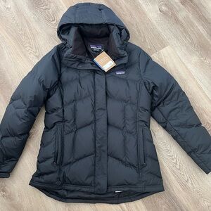 New Patagonia Women's Dark Puffer Jacket